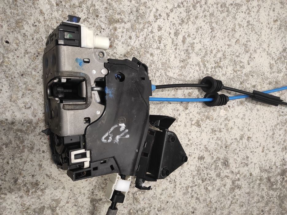 Брава Мерцедес W204 задна лява врата