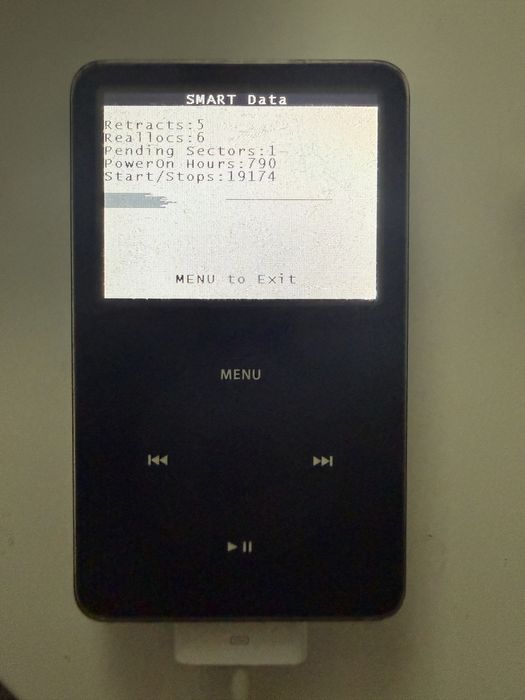 Apple Ipod Classic 5th gen 5 - 30Gb - negru , poze reale , ipod classi