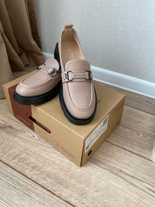 Лоферы кожанные 34размер