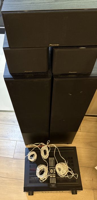 Pioneer sound system 5+1