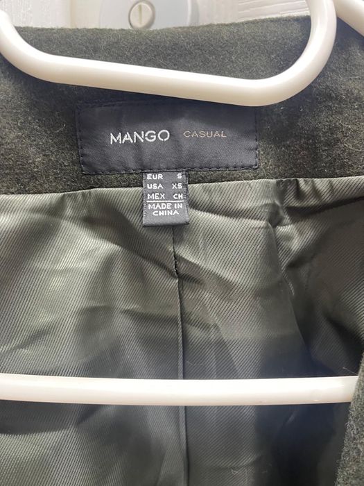 Palton din lana Mango