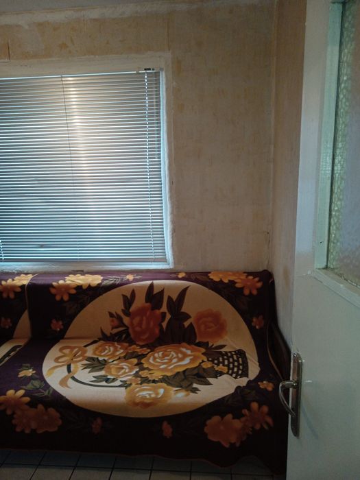 Дава се под наем Двустаен апартамент в с. Георги Добрево, Област Хасково - 56 кв.м за 102 € - Снимка #6