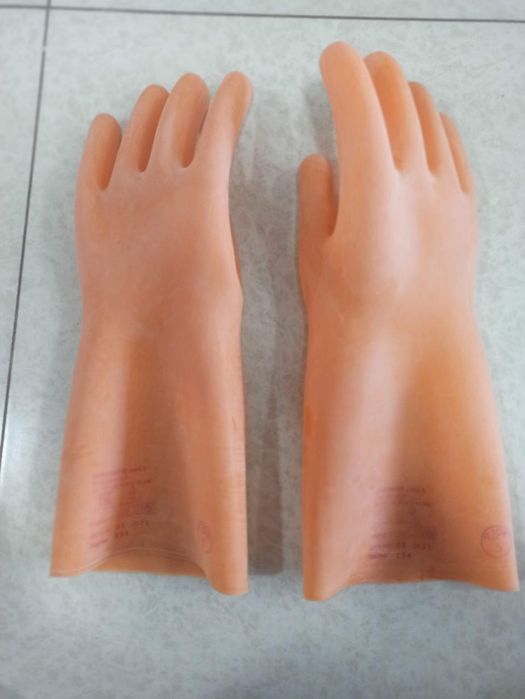 Диэлектрический перчатки 150 000 сум