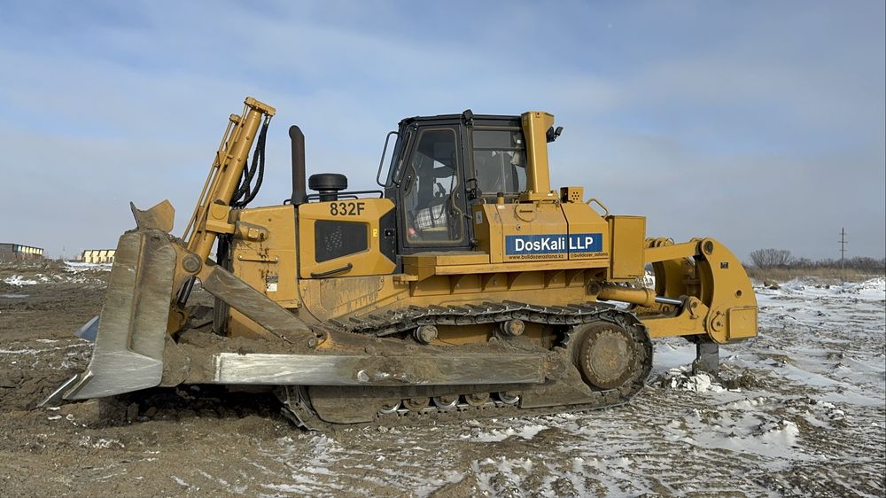 Аренда новых бульдозеров SEM