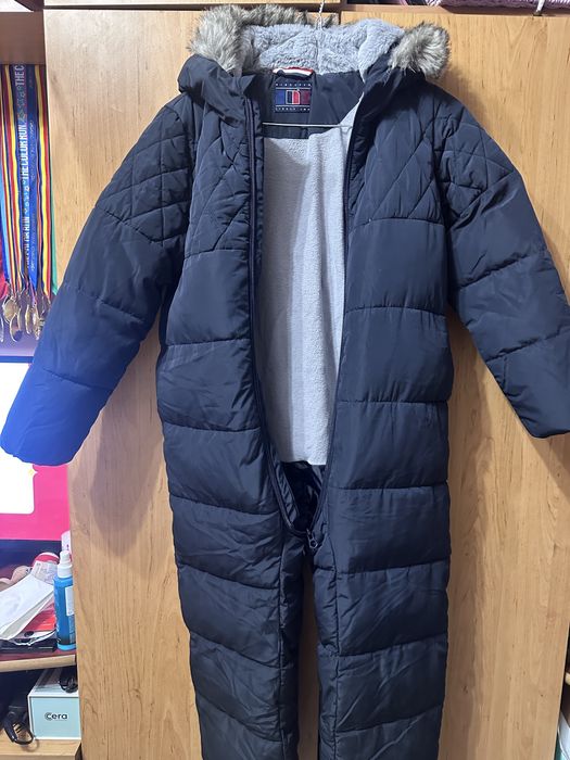 Salopete fete ca noi, purtate un singur sezon !