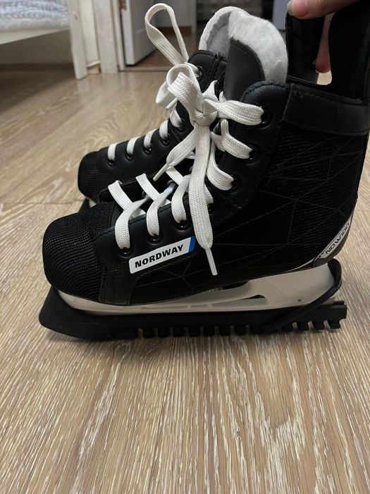 Продам Коньки б/у