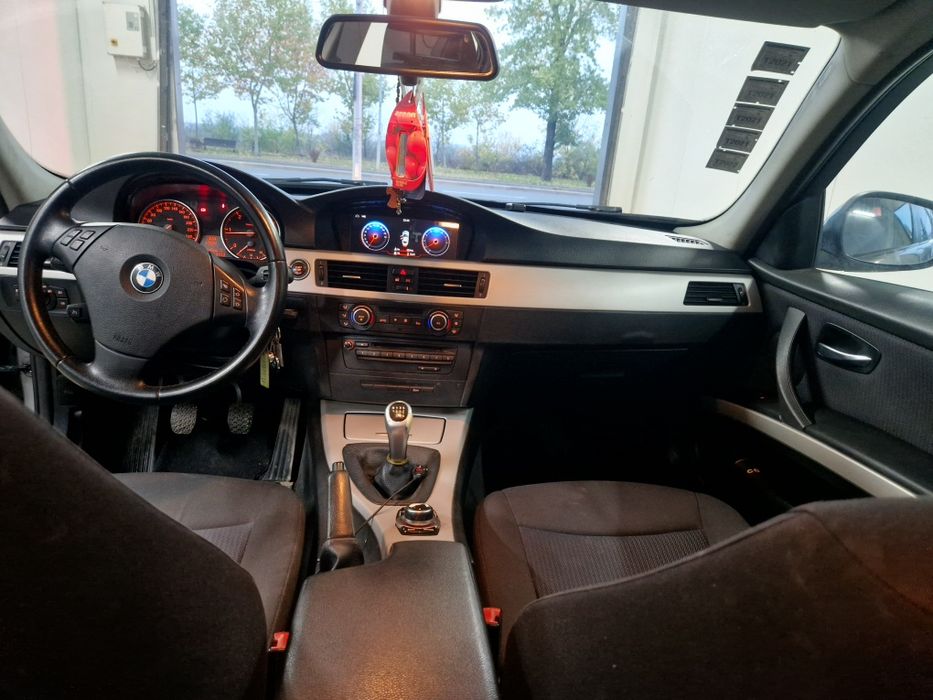 Bmw e 90 din 2010 facelift