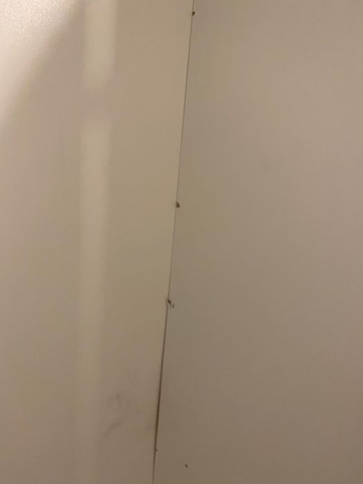 Трикрилен гардероб  145x176 3 врати 3 чекмеджета бял