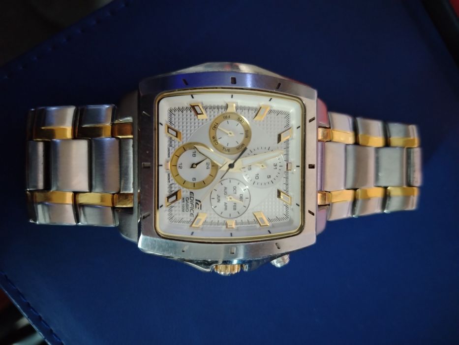 Продам часы фирменные Casio