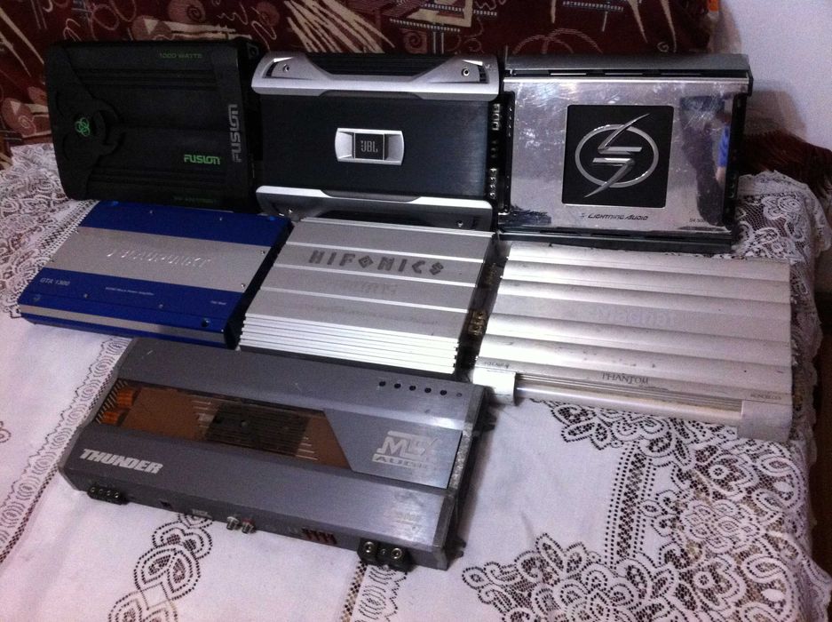 Blaupunkt GTA 4Special MKII max. 1000W ( amplificator statie