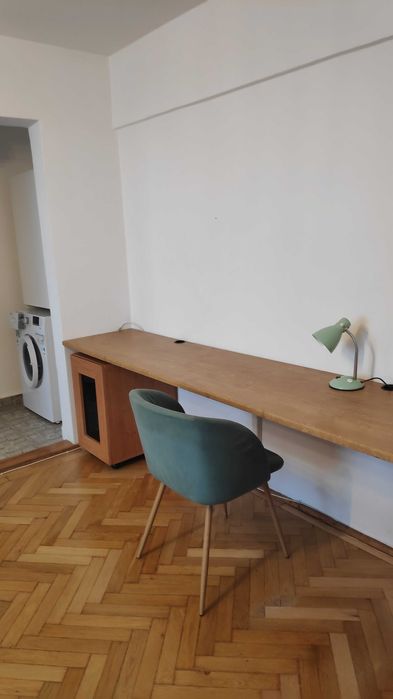 Proprietar vand apartament 2 camere