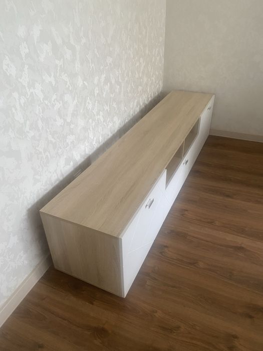 Тумба под телевизор