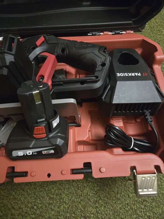 Акумулаторен циркуляр на Парксаайт