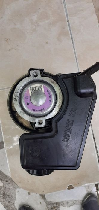 Продавам хидравлична помпа за пежо 206