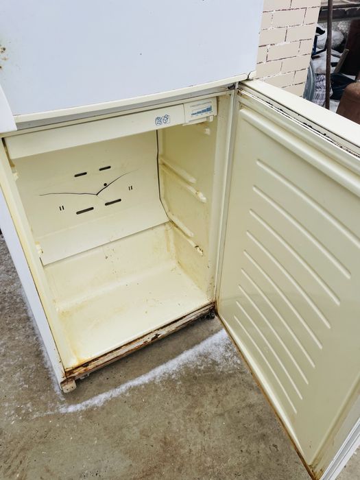 Холодильниктер сатылады