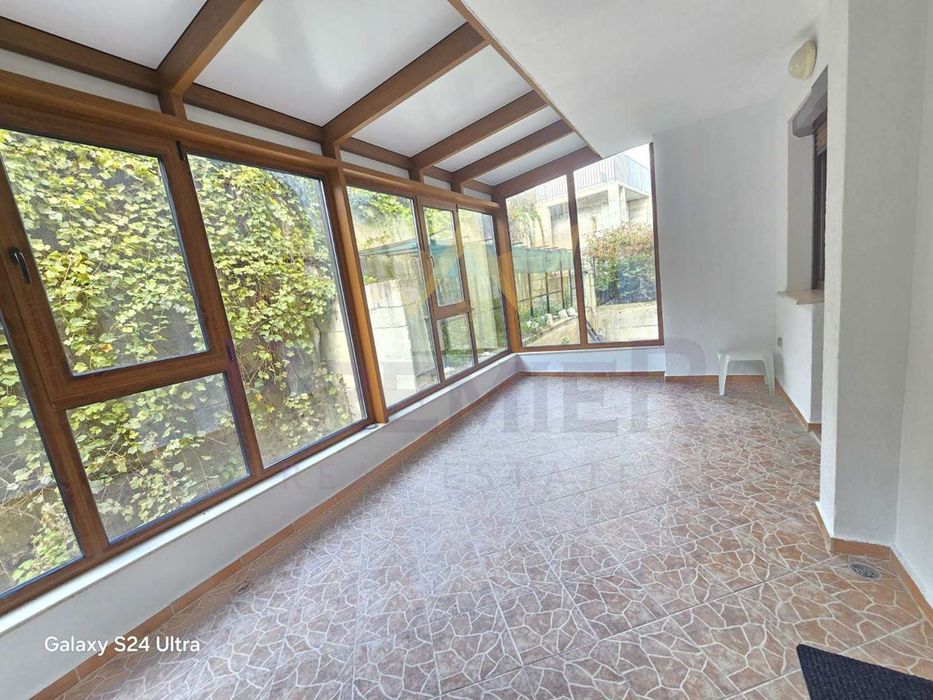 Продава се Четиристаен апартамент в Варна, Бриз - 125 кв.м за 2240 €/кв.м - Снимка #9