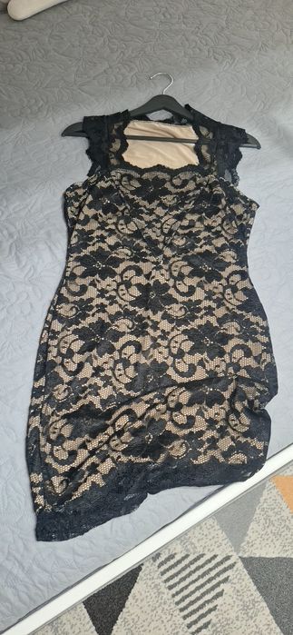 Официална рокля размер S