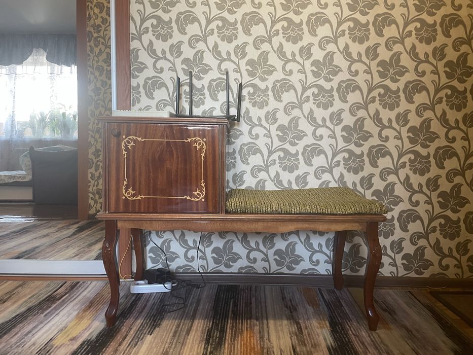 Продам ретро тумбу