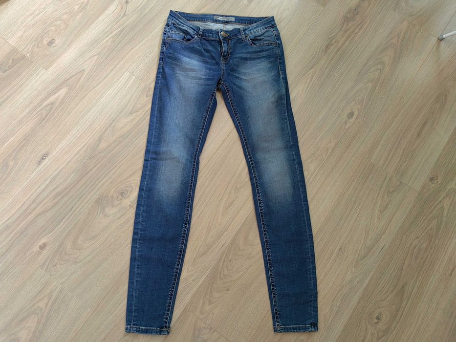 Дънки и панталони