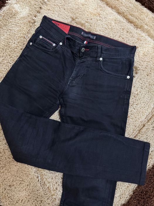 Blugi Tommy Hilfiger