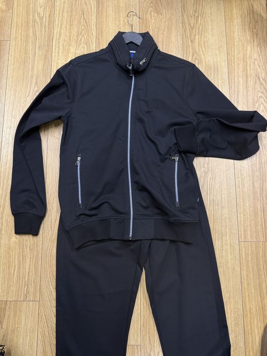 Мъжки екип нов M номер