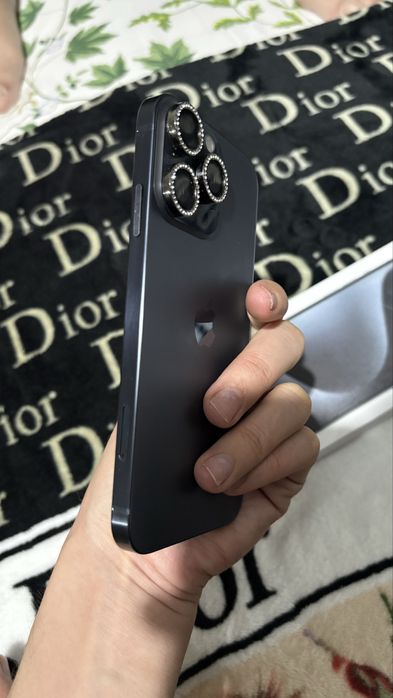 iPhone XR korpus 15 Pro