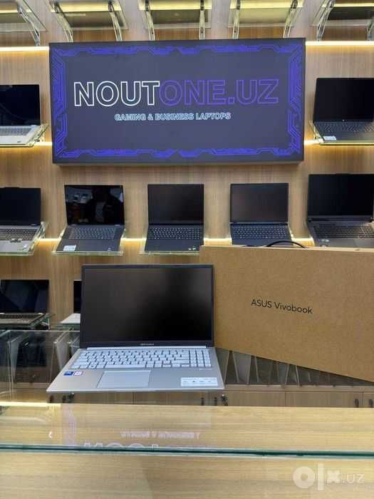 Laptop ASUS Vivobook Core 7 150U 8/512GB 15.6 FHD IPS