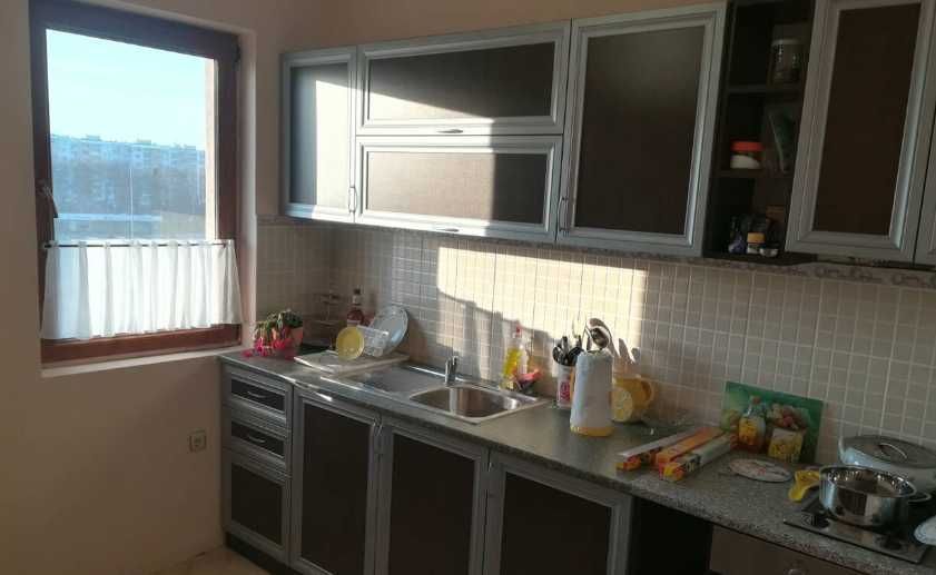 Дава се под наем Тристаен апартамент в Бургас, Изгрев - 90 кв.м за 140.25 € - Снимка #3