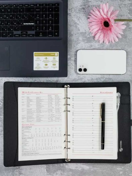 Блокнот с флешкой и зарядкой — iPhone / Samsung / Android