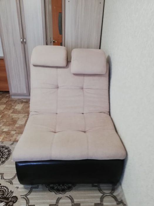 Мягкий мебель диван