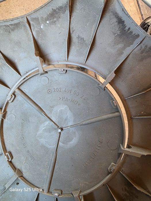 Продавам оригинални тасове 15 и 16 цола за Mercedes Мерцедес