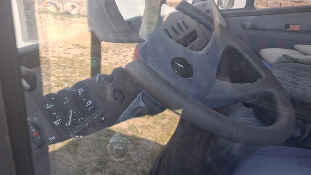 Mercedes 814 cu oblon hidraulic