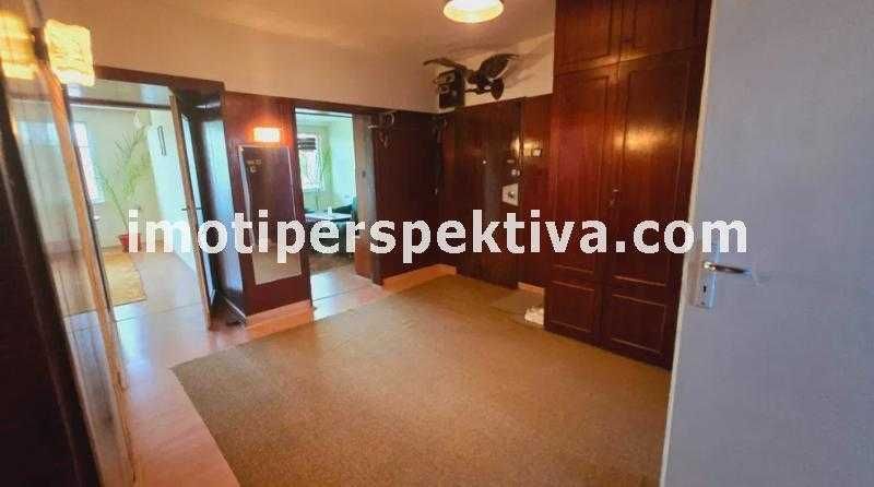 Продава се Етаж от къща в Пловдив, Христо Смирненски - 140 кв.м за 1358 €/кв.м - Снимка #11