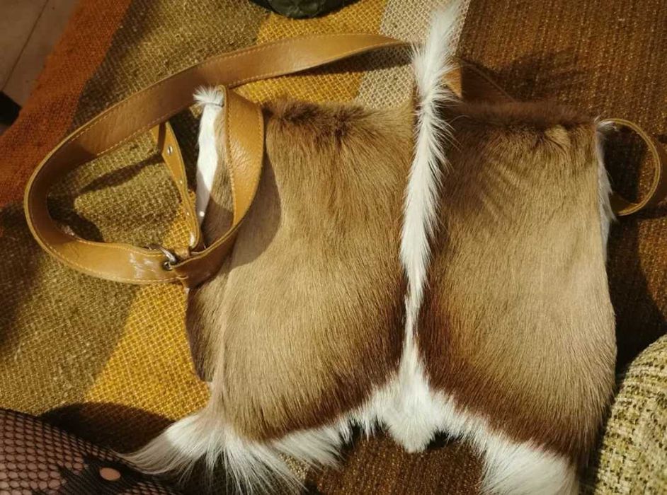 Geanta din piele naturala și blana naturala