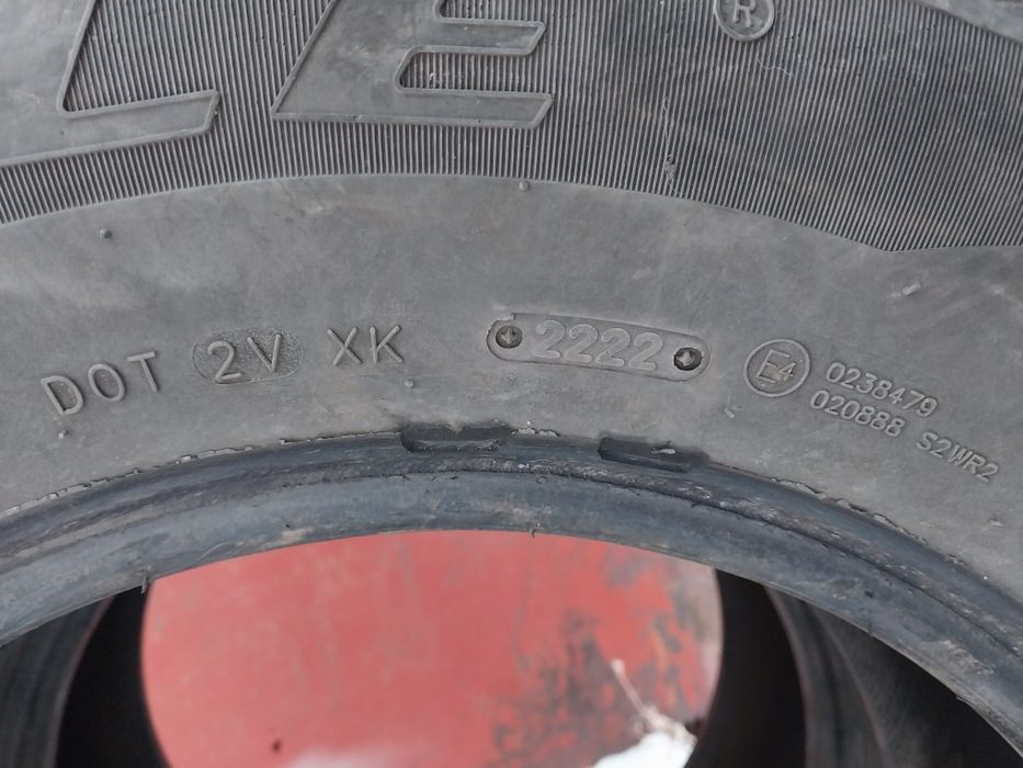 2 шины Triangle Китай 205 70 R15.