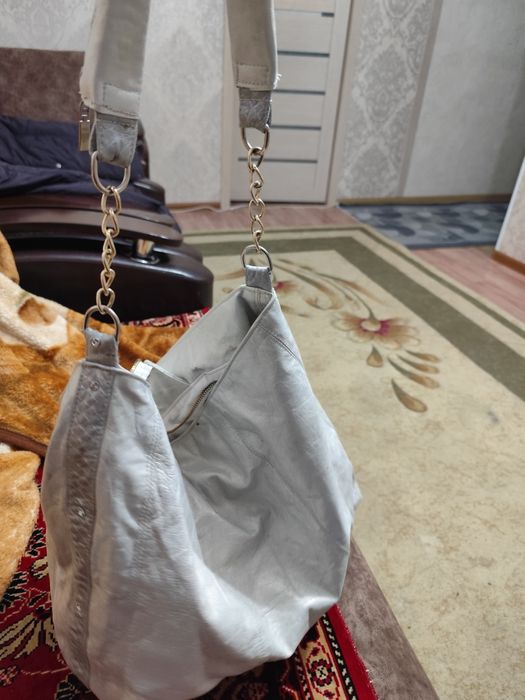 Продам сумку натуральная кожа