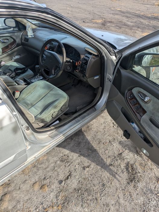 Nissan cefiro a33