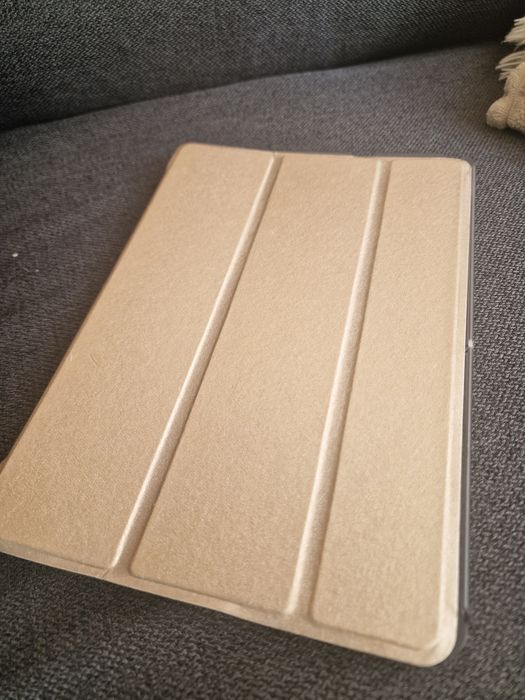 Калъф за таблет 9.6