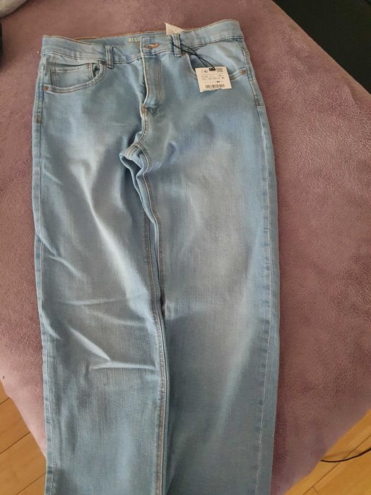 Blugi Zara copii , noi, 40 lei