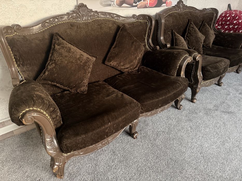 Диван Срочно продаю