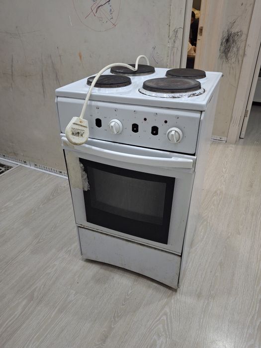 Продам б/у плиту духовка не работает
