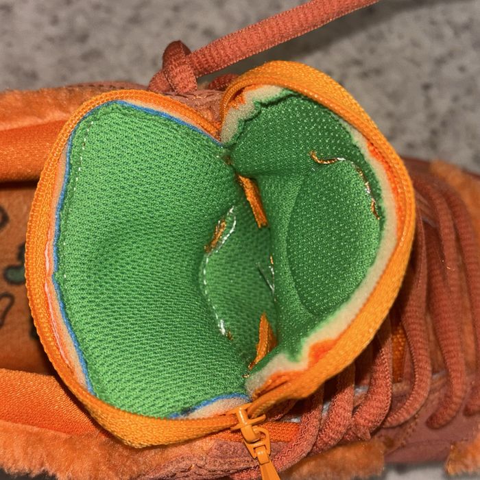 Продам модные Кроссовки