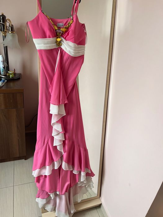 Rochie elegantă pentru evenimente – mărimea 42, stare impecabilă