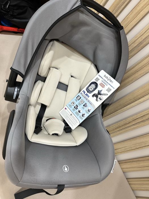 Продам детское автокресло 0+