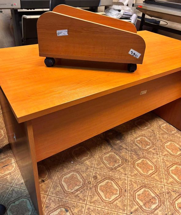 Офис мебели - втора употреба