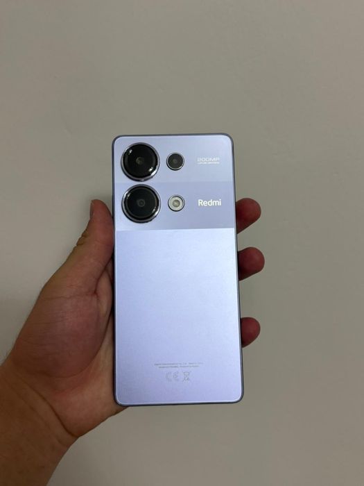 Продам смартфон Redmi Note 13 pro