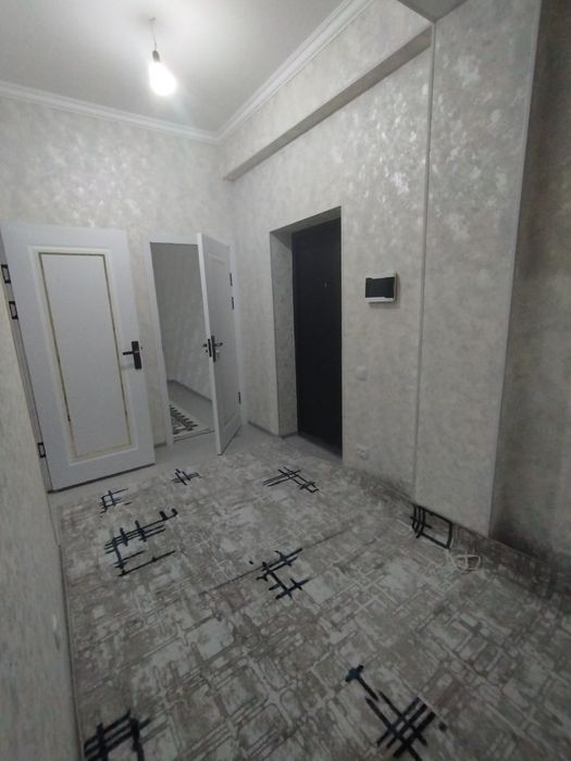 ЧИРЧИК ШАХРИДА И7жарага  квартира 10-микрорайода Жойлашган 2 хонали