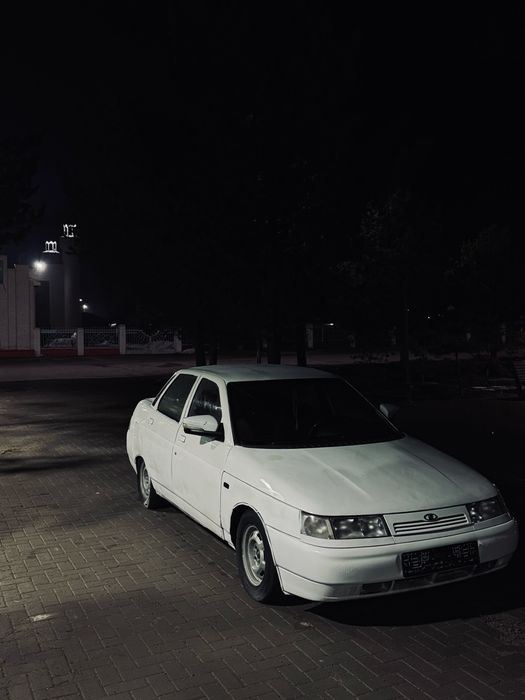 Продам ваз 2110