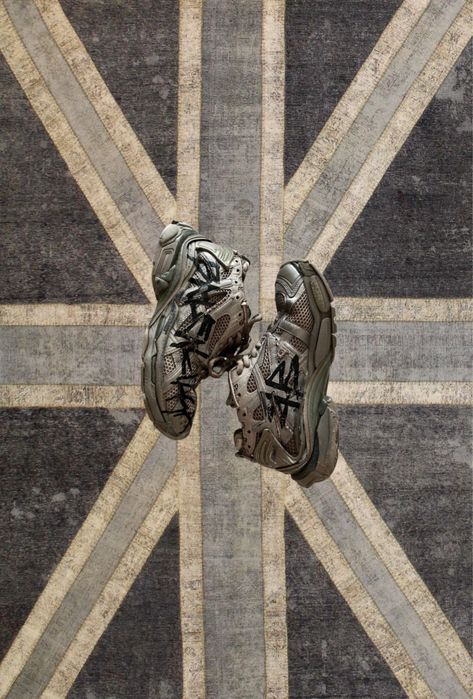 Balenciaga Runner Graffiti