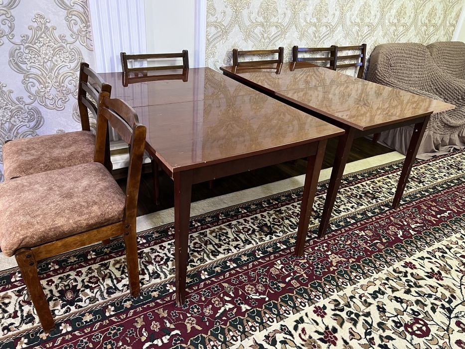 2 стол 14 стул  сотилади. Продам 2 стола и 14 стульев